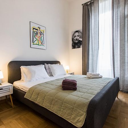 New Apartment On Rustaveli Avenue Tbilisi Exterior photo