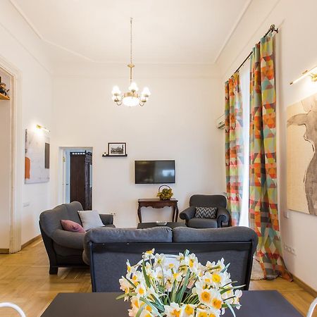 New Apartment On Rustaveli Avenue Tbilisi Exterior photo